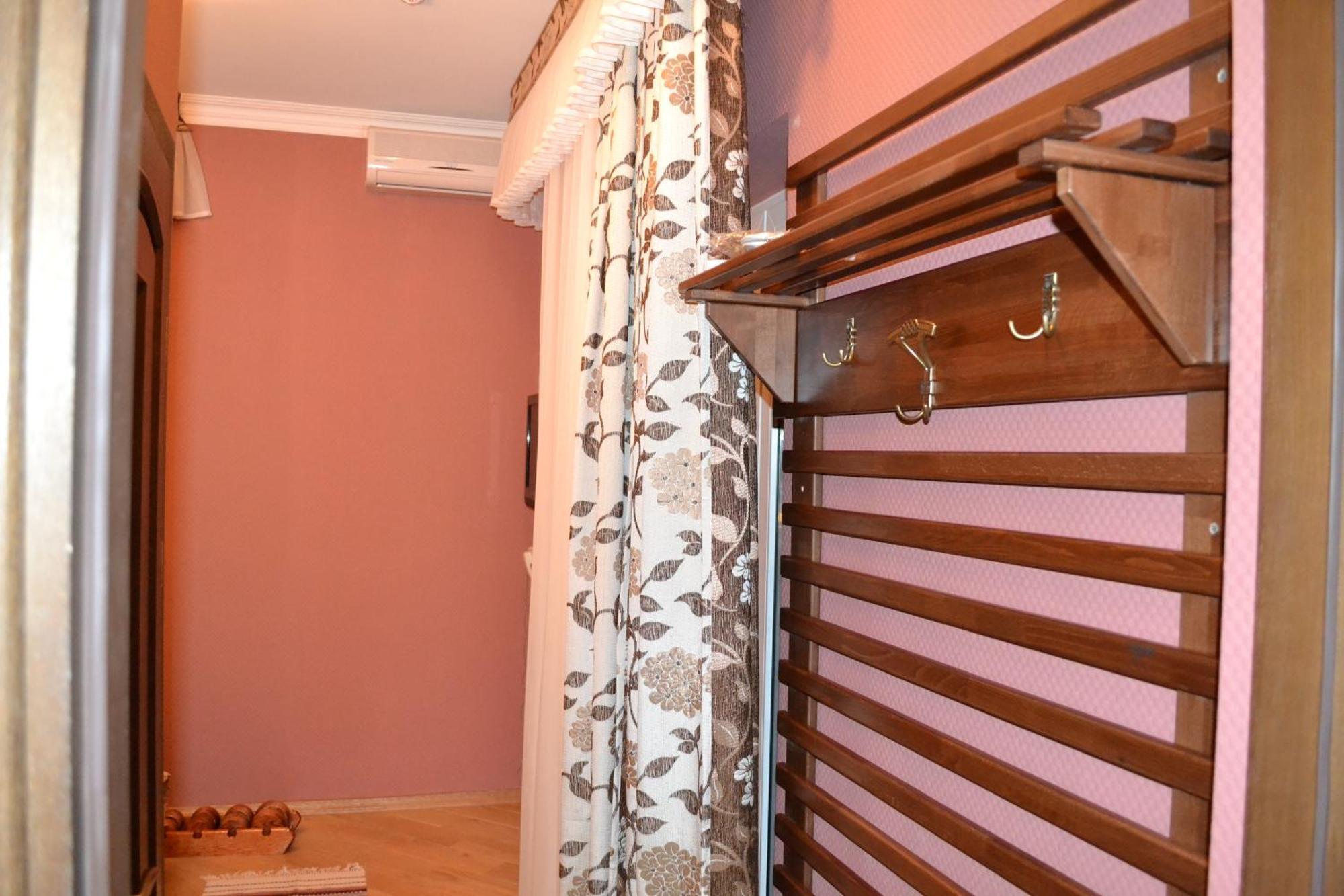 Zolota Forel Hotel Korostov Rum bild