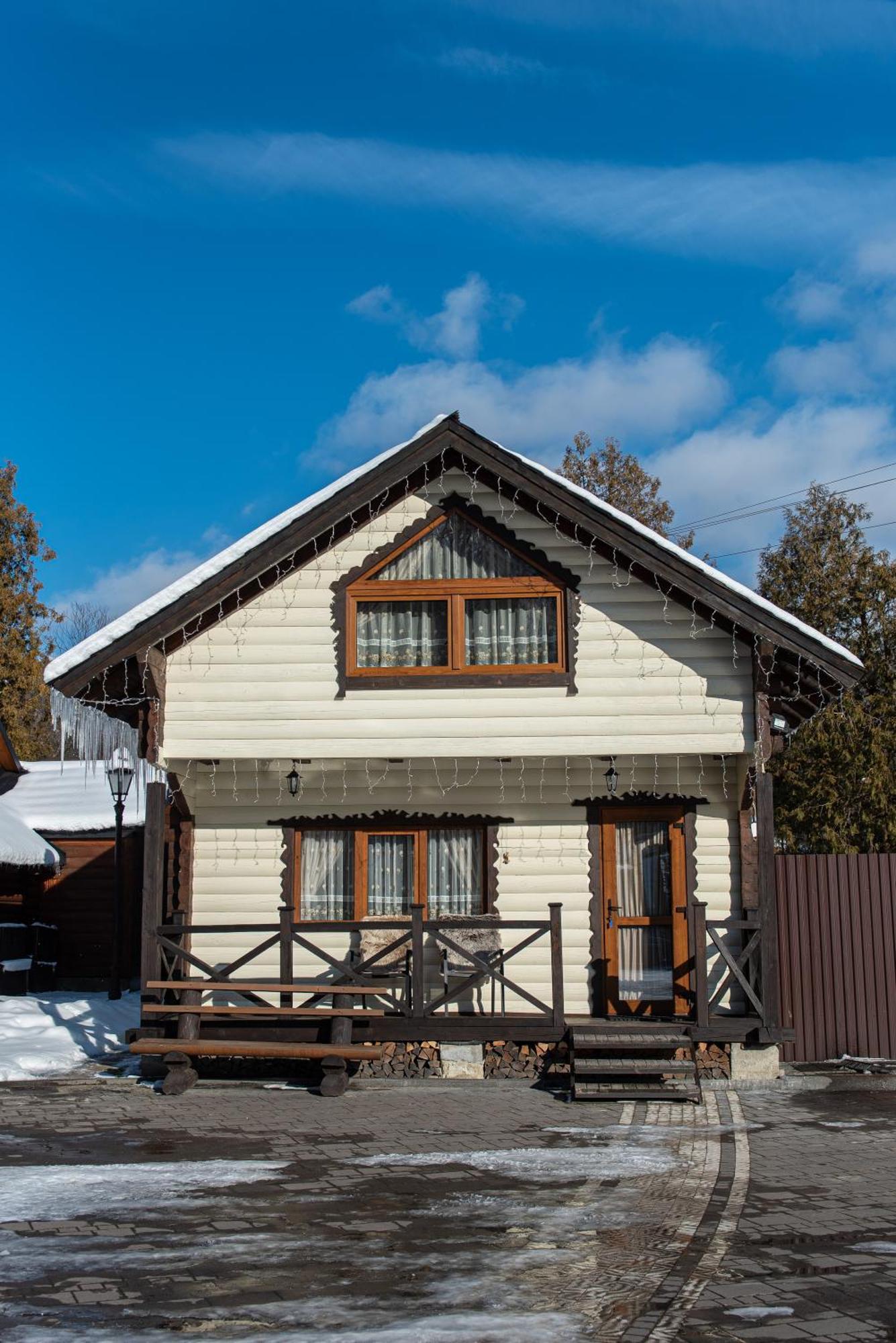 Zolota Forel Hotel Korostov Exteriör bild
