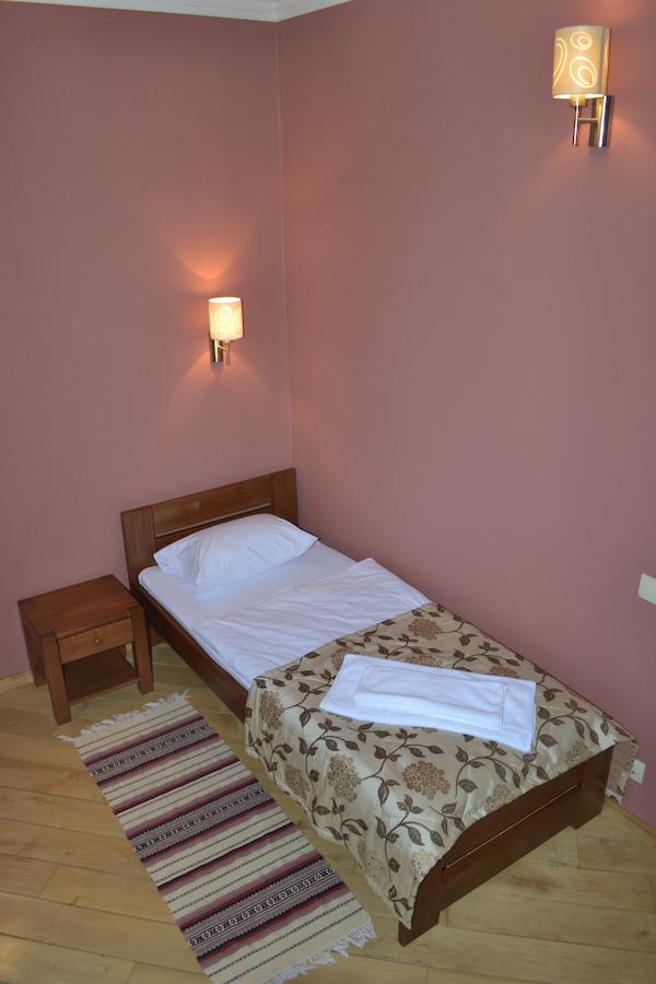 Zolota Forel Hotel Korostov Rum bild